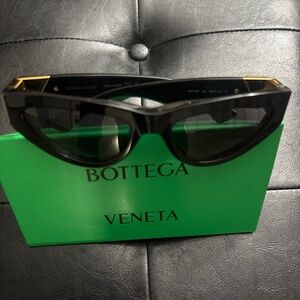 Bottega Veneta Black Cat-Eye Sunglasses
